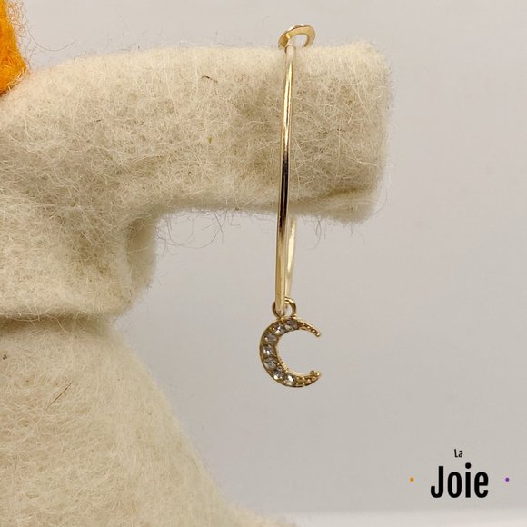 NEW 4 Pieces Rhinestone Star & Moon Earring Set - Picture 4 of 5